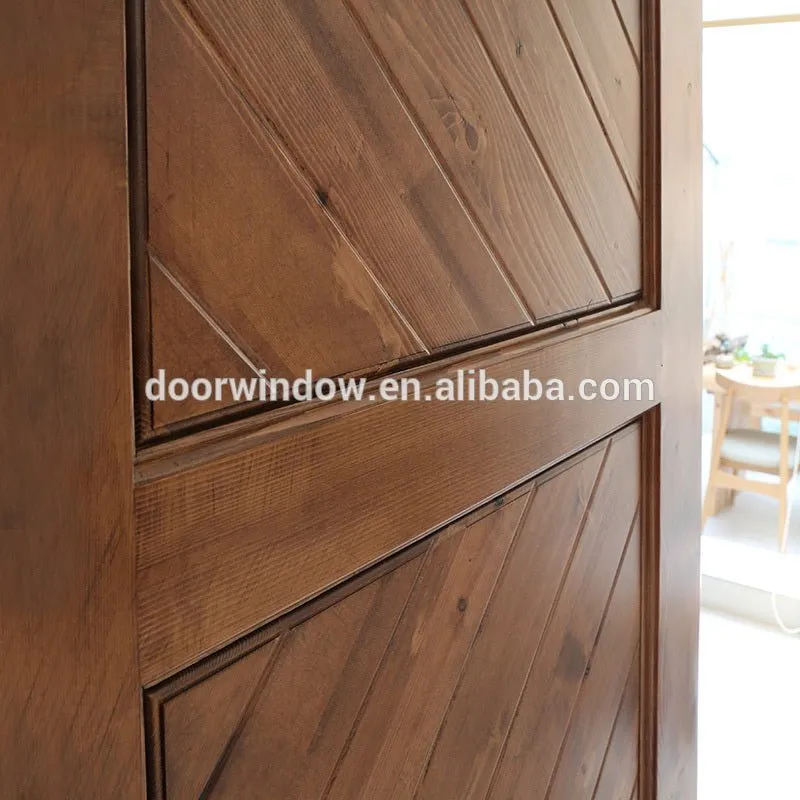 Canadian Knotty Pine Wood wooden door frame decoration Sliding Barn Door Indoor cheap swinging doors by Doorwin