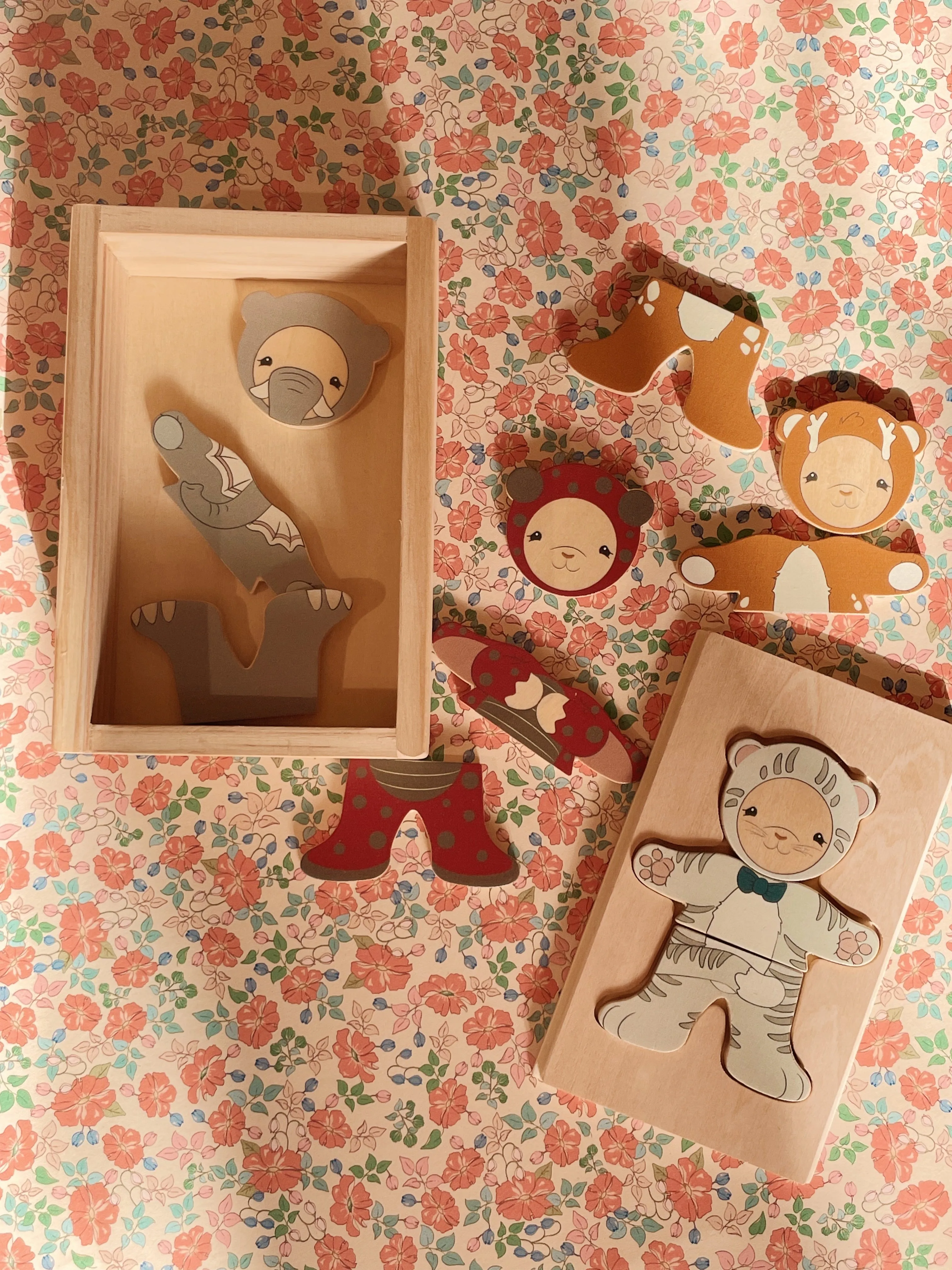 Wooden Teddy Dress-up Puzzle